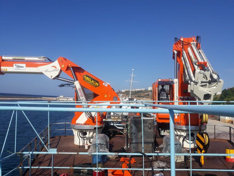 ASELKON; marine crane,  ship crane,  shipping container crane, custom designed slewing cranes