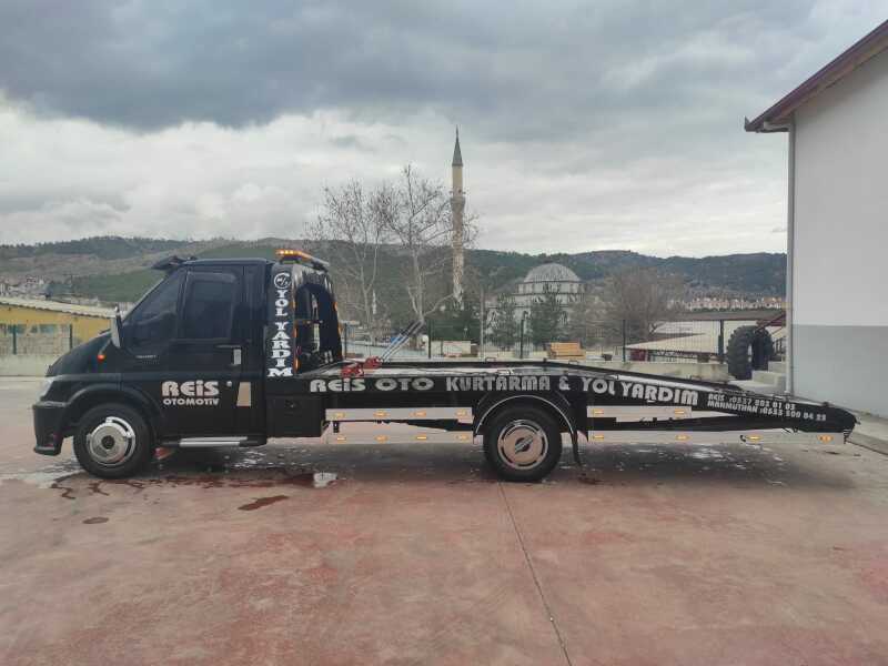 REİS; Taşova yol yardım, oto araç taşıma, amasya oto kurtarma, araç çekici, yol yardım, oto araç taşıma